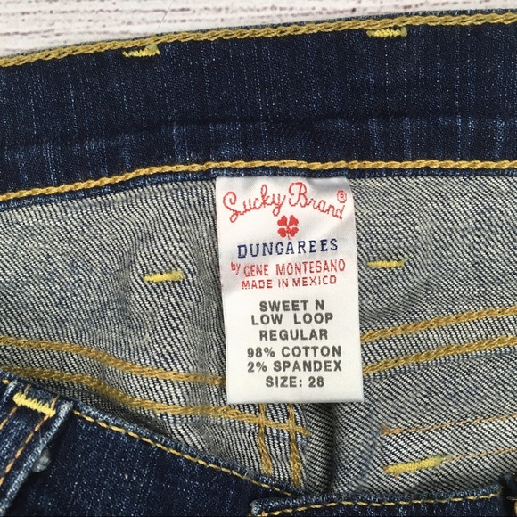 NWT Lucky Brand Sweet n Low mid rise dark wash flare jeans - Picture 5 of 7